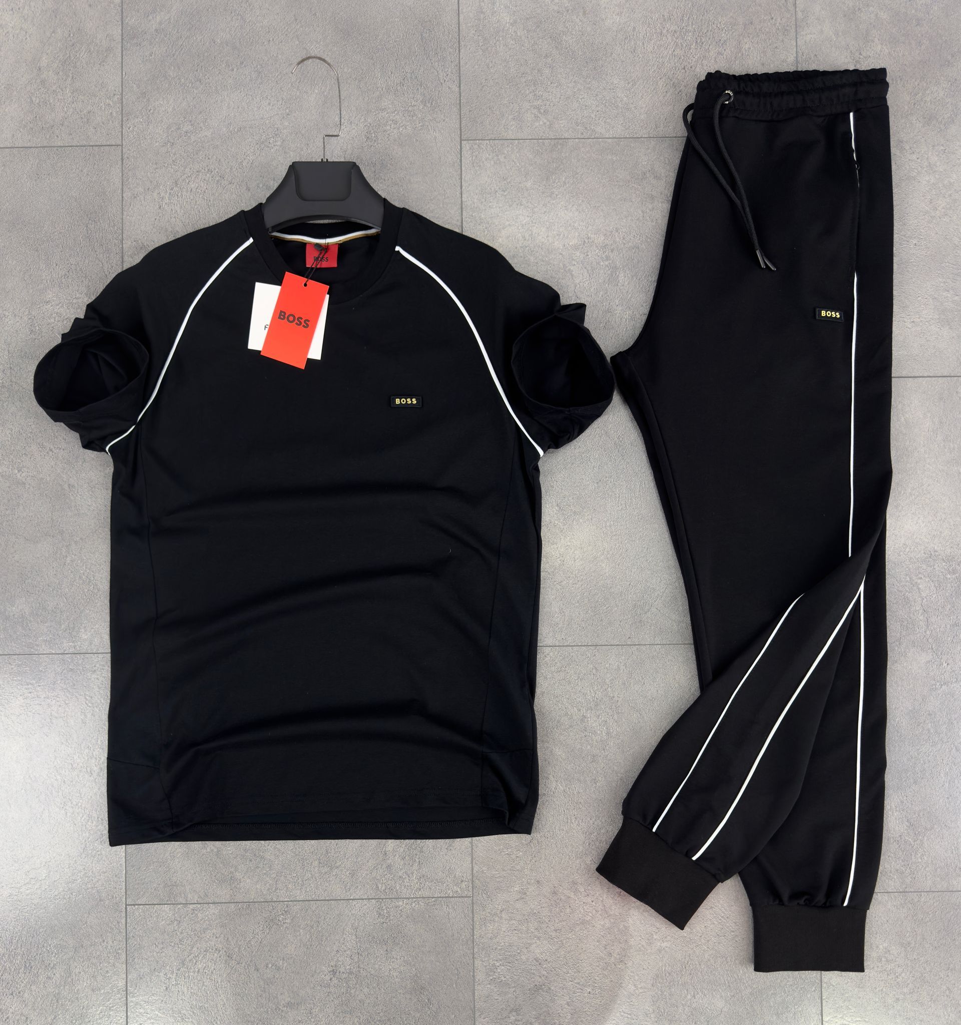COMPLETS POUR HOMMES STYLES.