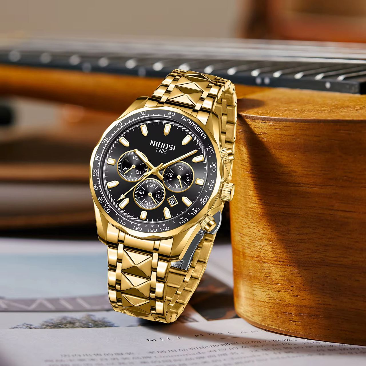 MONTRE DE LUXE DORÉE POUR HOMME